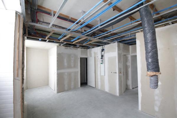 Immeuble
         9 pièces
        - 105 m² 428 400 € *
