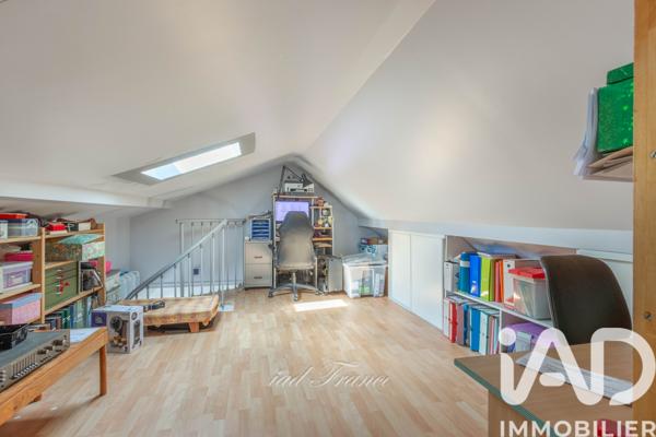 Maison à vendre 8 pièces 161 m² Aubergenville