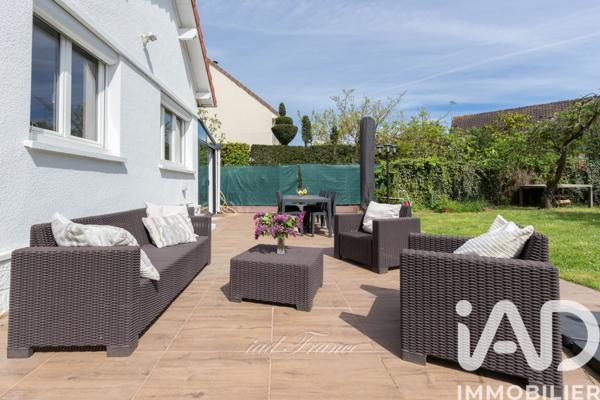 Maison à vendre 8 pièces 161 m² Aubergenville