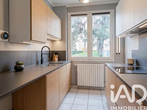 Appartement à vendre 2 pièces 43 m² Sathonay-Camp