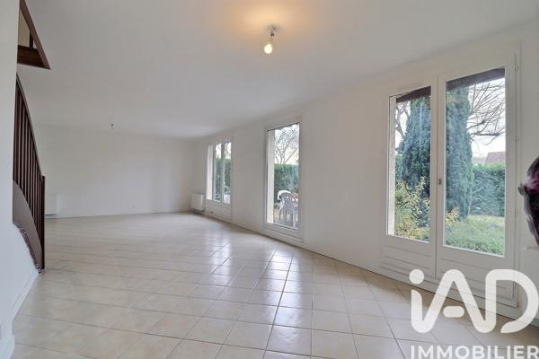 Maison à vendre 7 pièces 143 m² Ozoir-la-Ferrière