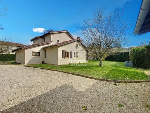 Maison à vendre à Villars-les-Dombes (01330)
