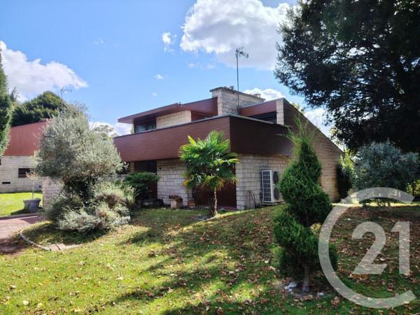 Maison à vendre  6 pièces - 195,13 m2 MONTATAIRE - 60