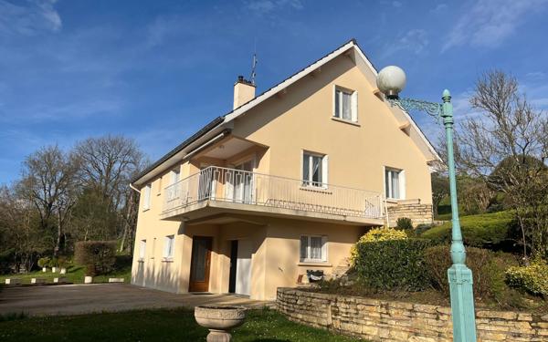 Maison à vendre    5 pièces • 130 m2 Mellecey