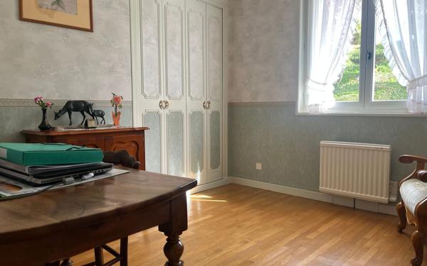 Maison à vendre    5 pièces • 130 m2 Mellecey