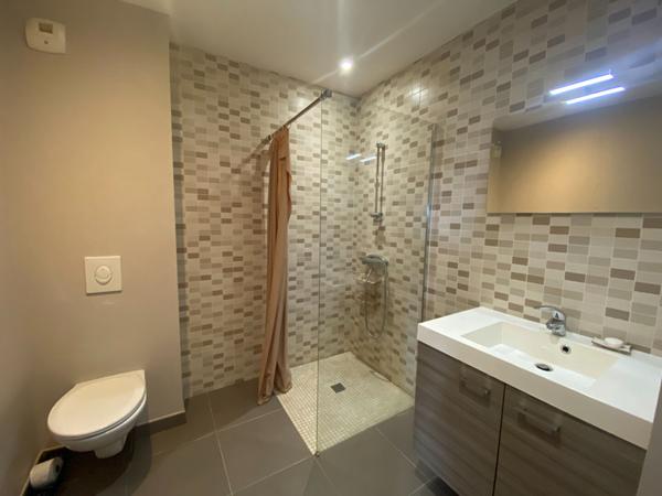 A LOUER - Appartement T2  DINAN centre - ascenceur