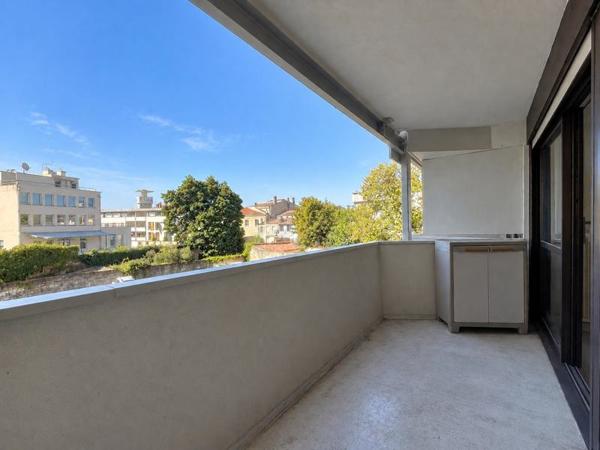 Appartement 135 000 € Bordeaux 1 pièce 24 m² DPE D