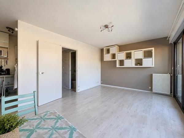 Appartement 135 000 € Bordeaux 1 pièce 24 m² DPE D