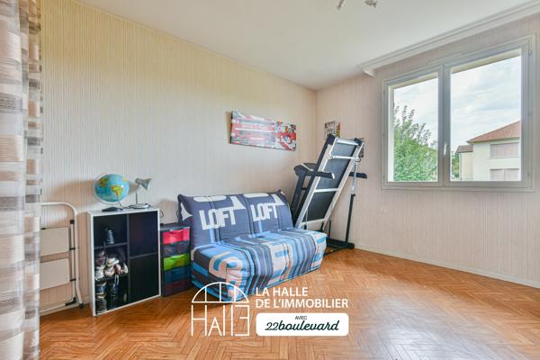 Maison
         6 pièces
        - 105 m² Exclusivité 199 000 € *