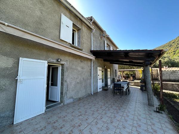 A vendre Campile maison entièrement rénovée de 4 pièce(s) avec jardin
