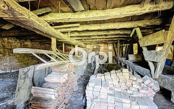 Maison à vendre    185 pièces •  Les Quatre-Routes-du-Lot