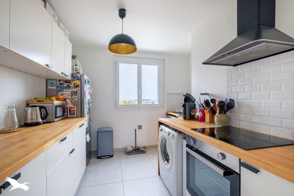 Appartement à vendre |                                       Bron |                                        4 pièces  |  62,4 m²