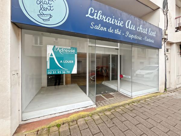 Local commercial 78 m² avec réserve et entre-sol de 30 m² ? Emplacement central à Challans