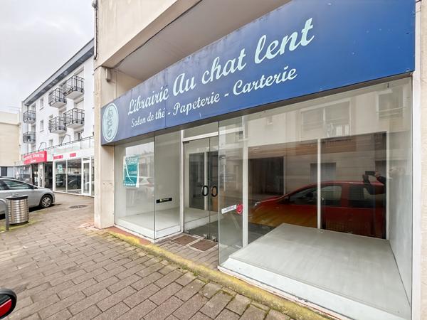Local commercial 78 m² avec réserve et entre-sol de 30 m² ? Emplacement central à Challans