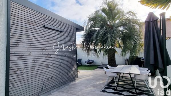 Maison traditionnelle 4 pièces de 89 m² à Hyères (83400)