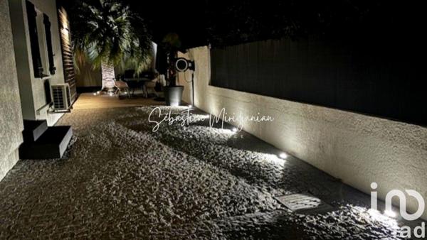 Maison traditionnelle 4 pièces de 89 m² à Hyères (83400)