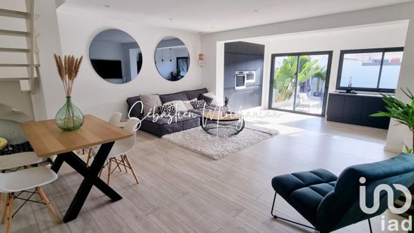 Maison traditionnelle 4 pièces de 89 m² à Hyères (83400)