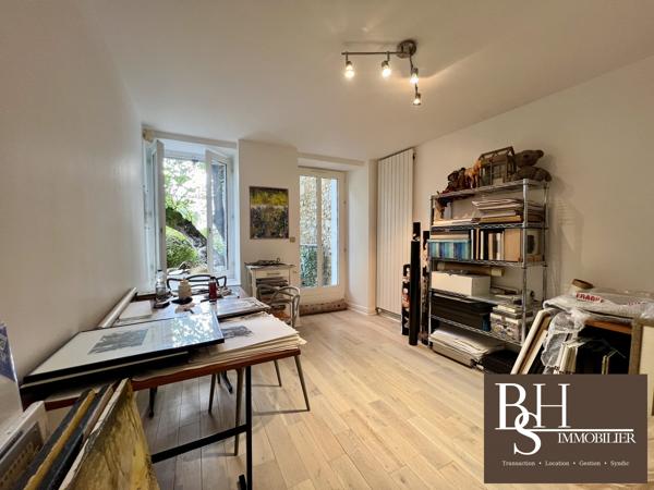 POITIERS, Blossac, appartement d'exception avec jardin, piscine et place de parking