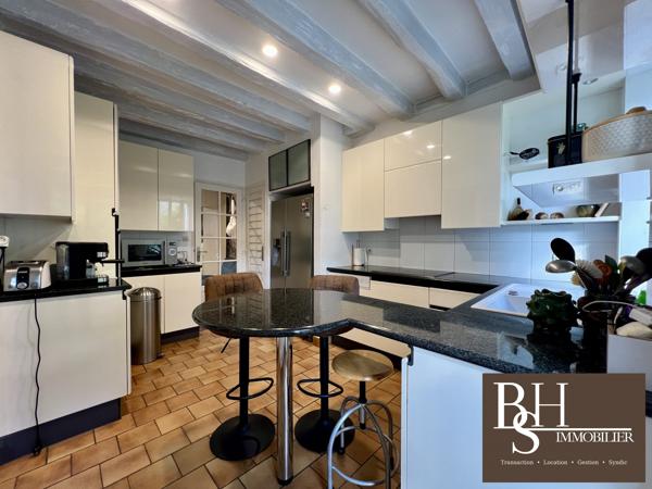 POITIERS, Blossac, appartement d'exception avec jardin, piscine et place de parking