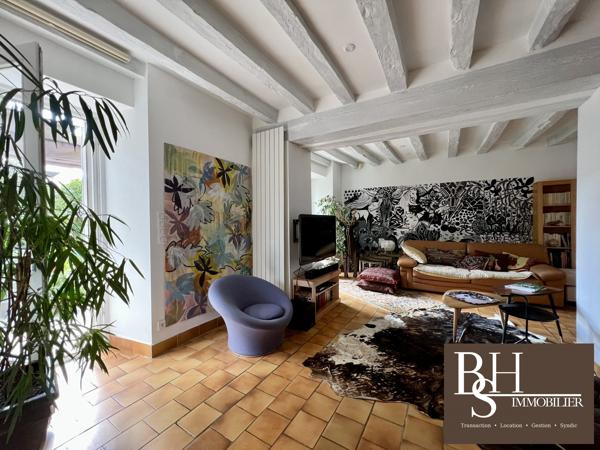 POITIERS, Blossac, appartement d'exception avec jardin, piscine et place de parking