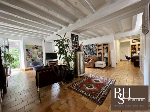 POITIERS, Blossac, appartement d'exception avec jardin, piscine et place de parking