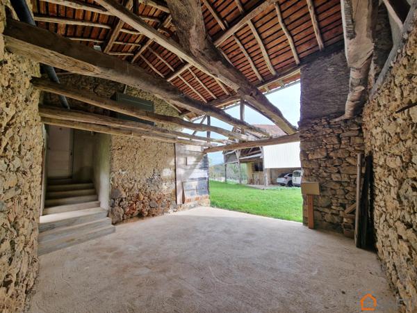 Agréable maison en pleine nature dans petit hameau