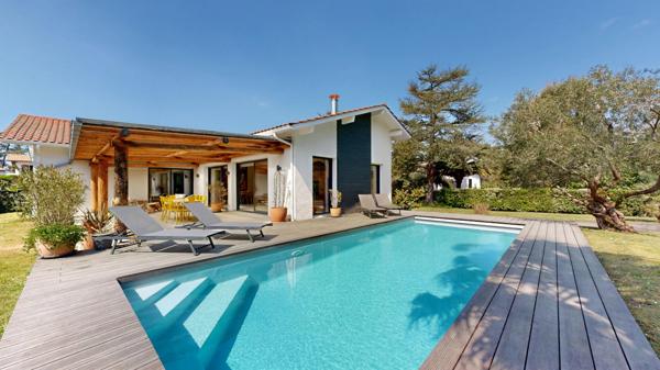 Maison à vendre  5 pièces - 209 m2 ANGLET - 64