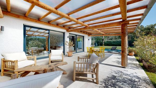 Maison à vendre  5 pièces - 209 m2 ANGLET - 64