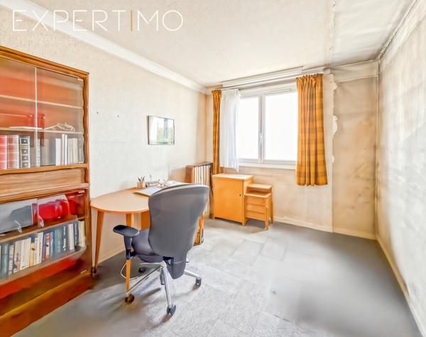 Le Bourget (93350) Appartement 4 pièces au Bourget, idéalement situé.