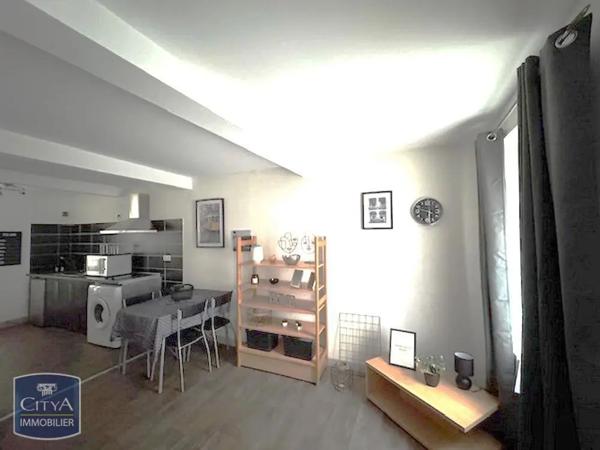 Appartement à louer 1 pièce 30.3m²