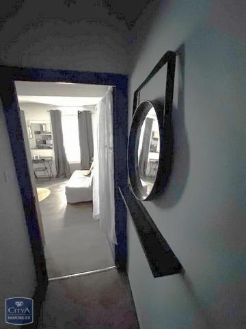 Appartement à louer 1 pièce 30.3m²