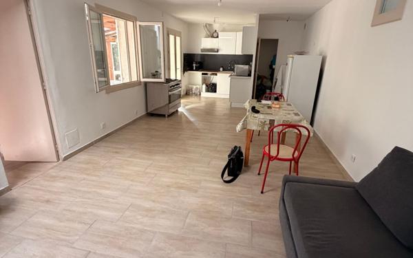 Maison à vendre    2 pièces • 56 m2 Avignon