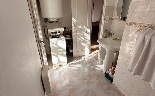 Maison à vendre    2 pièces • 56 m2 Avignon