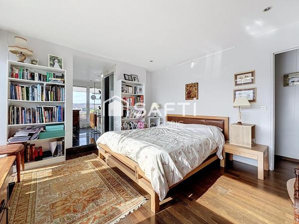 Appartement d’exception 10ème et dernier étage avec terrasse de 74 m² et vue panoramique à 270°