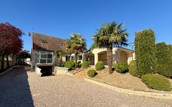 Maison à vendre    7 pièces •  Le Puiset