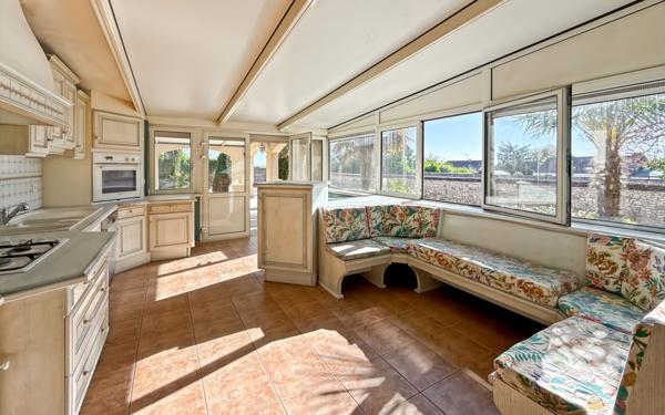 Maison à vendre    7 pièces •  Le Puiset
