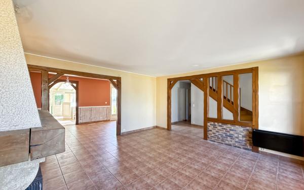 Maison à vendre    7 pièces •  Le Puiset
