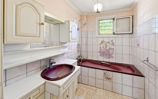 Maison à vendre    7 pièces •  Le Puiset