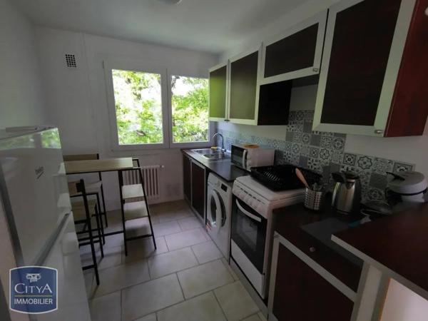 Appartement à louer 3 pièces 55.81m² Saint-Étienne (42100)