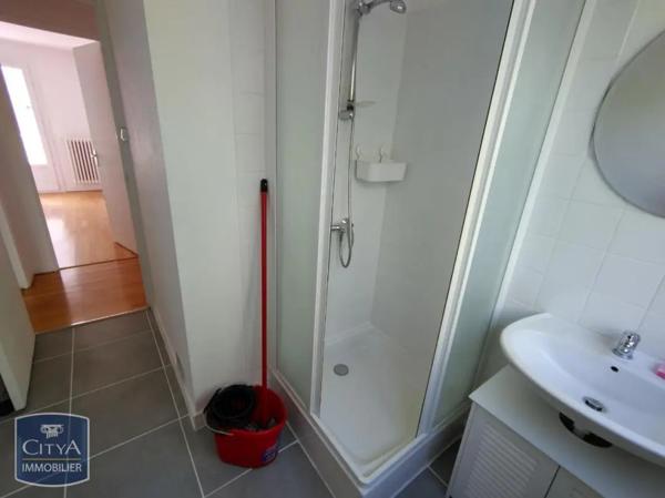 Appartement à louer 3 pièces 55.81m² Saint-Étienne (42100)