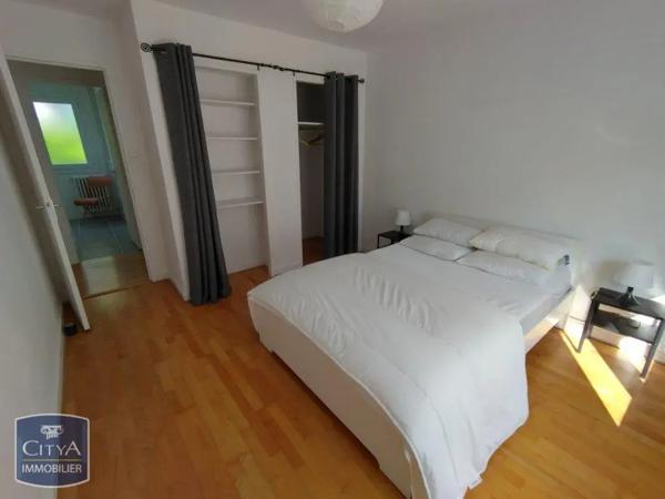 Appartement à louer 3 pièces 55.81m² Saint-Étienne (42100)