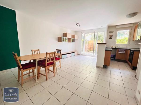 Appartement à louer 2 pièces 45.43m² Montévrain (77144)