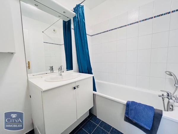 Appartement à louer 2 pièces 45.43m² Montévrain (77144)