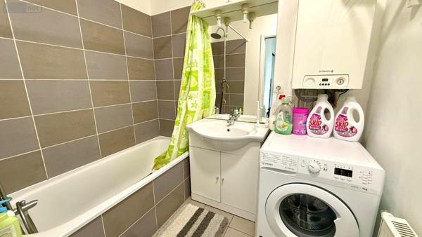 Appartement à vendre à Wambrechies dans le Nord (59118), ref : H9550   
3 lions