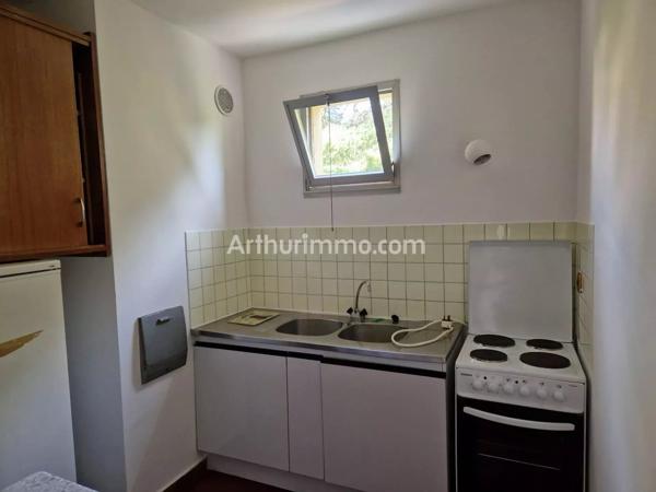 Vente                                                      Appartement
                        
                     2 pièces                      42 m2                     à Sainte-Maxime