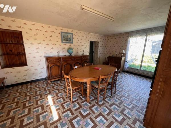 Maison à SAINT MARTIN DE LA PLACE 