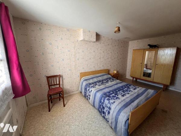 Maison à SAINT MARTIN DE LA PLACE 