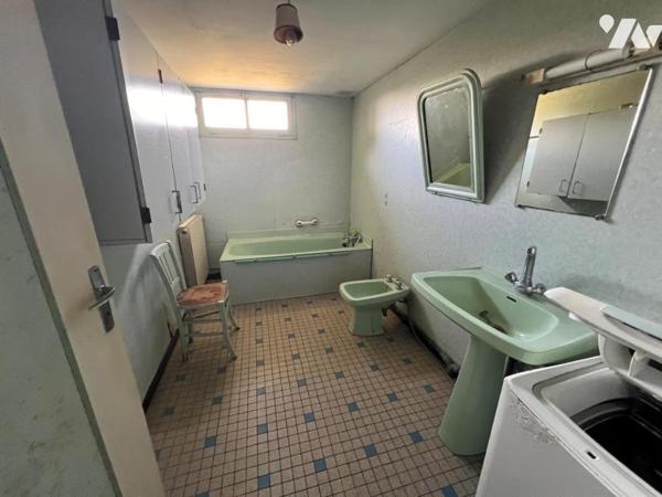 Maison à SAINT MARTIN DE LA PLACE 