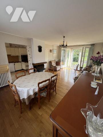 MAISON BOURG DE PLEUCADEUC 4 CHAMBRES - 1 SOUS SOL - TERRAIN 840 M2