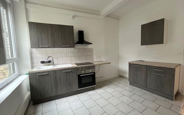 Maison à louer    4 pièces •  Ham